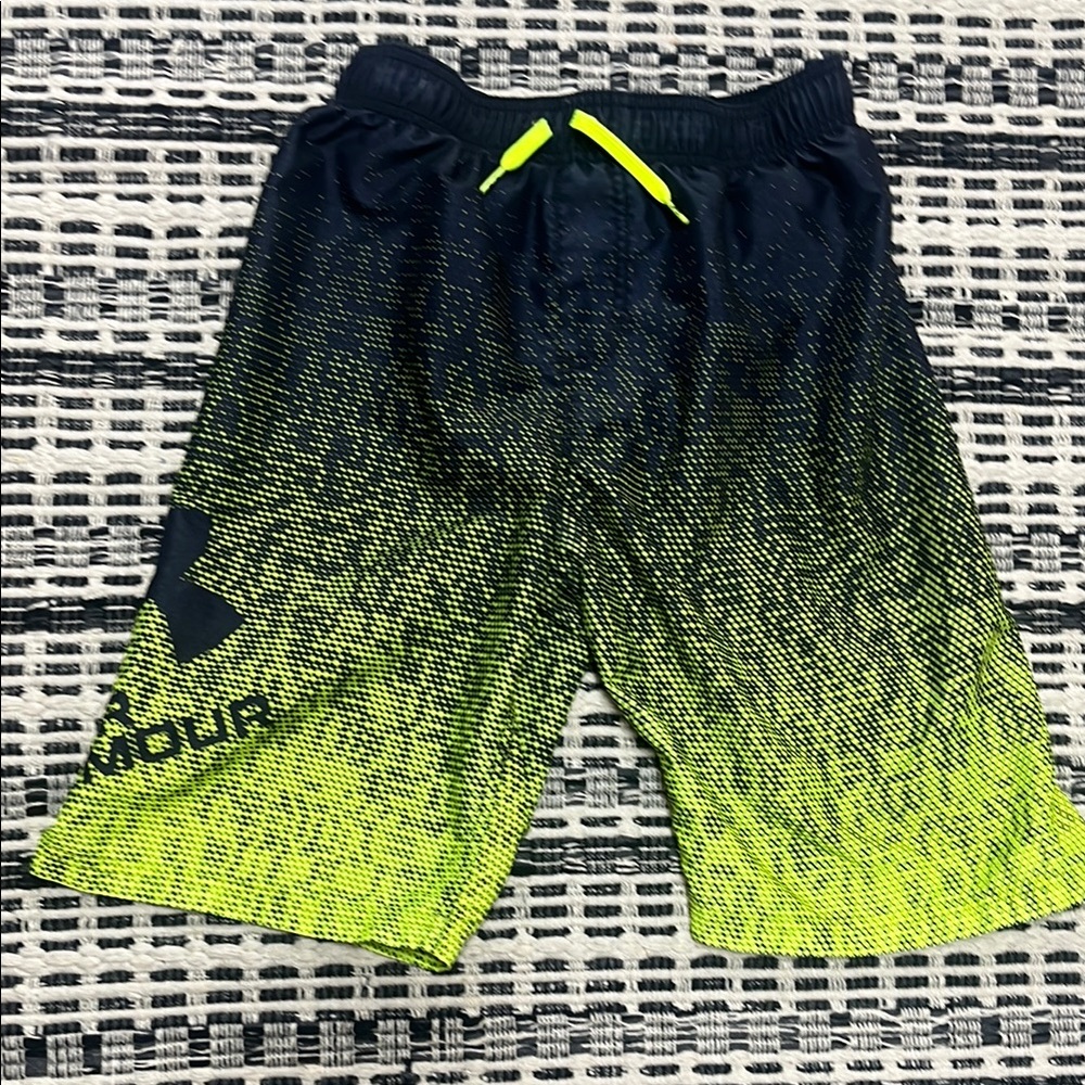 Under Armour Black and Neon Yellow Swim Trunks!! EUC!!